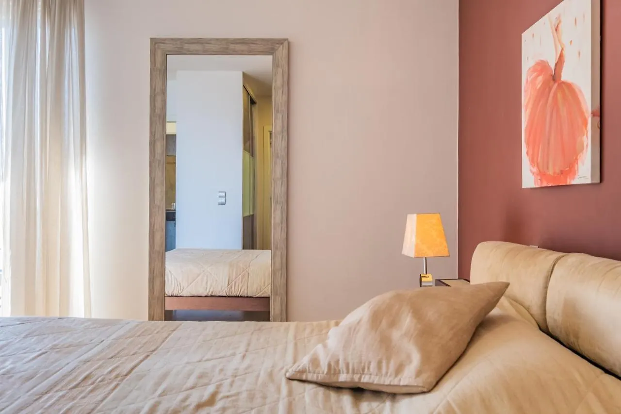Modern Apartment Next To Forum Shopping, Near The Sea, Free Parking And Wifi Funchal   Funchal (Madeira)